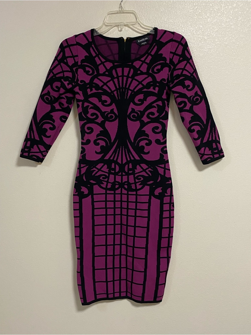 Bebe Dress Women’s Size small Purple Black Damask Print Bodycon Mini Dress